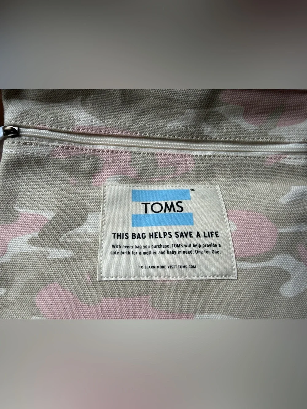 TOMS Pink Camo Canvas Crossbody Tote Bag Convertible Snap Top